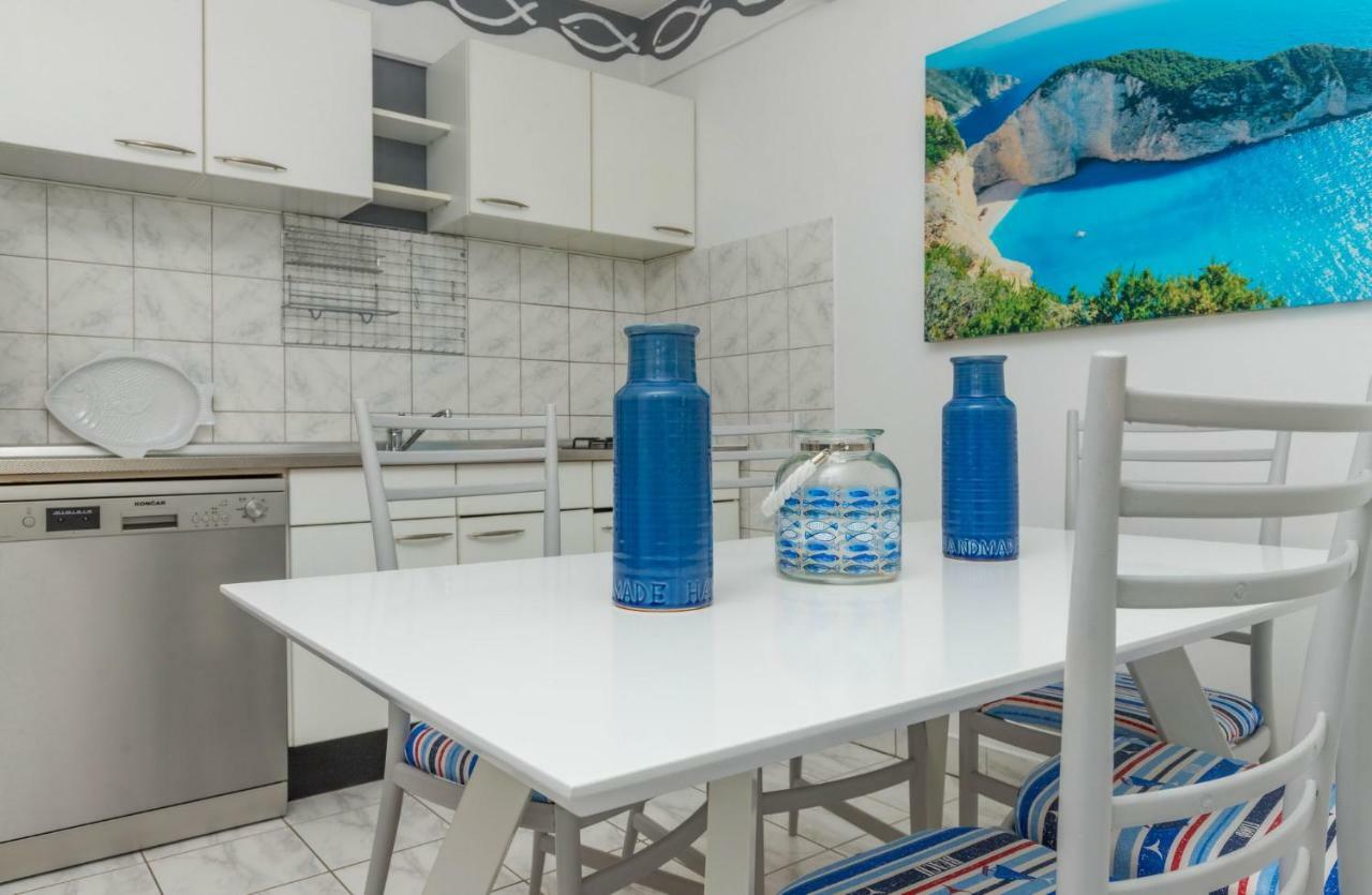 Apartments Adriatic 2 Crikvenica Bagian luar foto