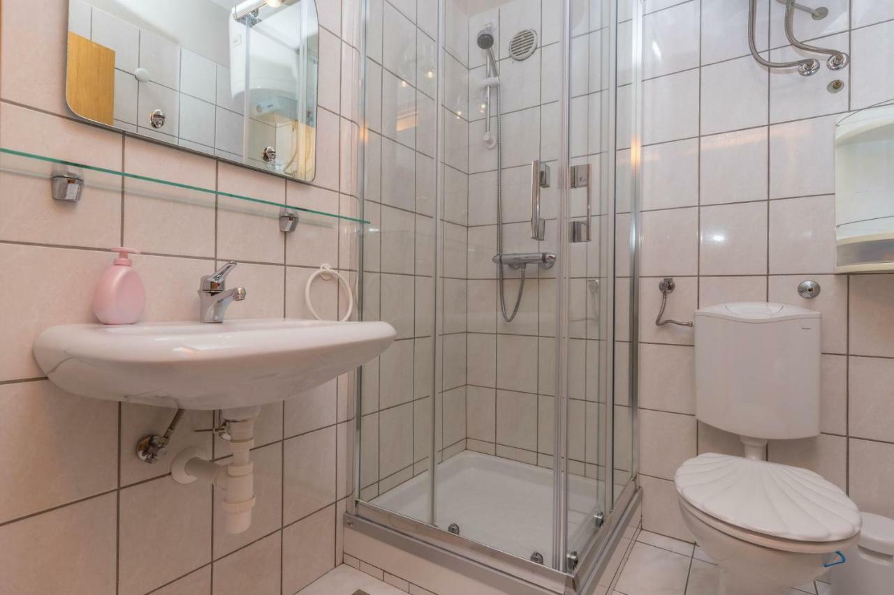 Apartments Adriatic 2 Crikvenica Bagian luar foto